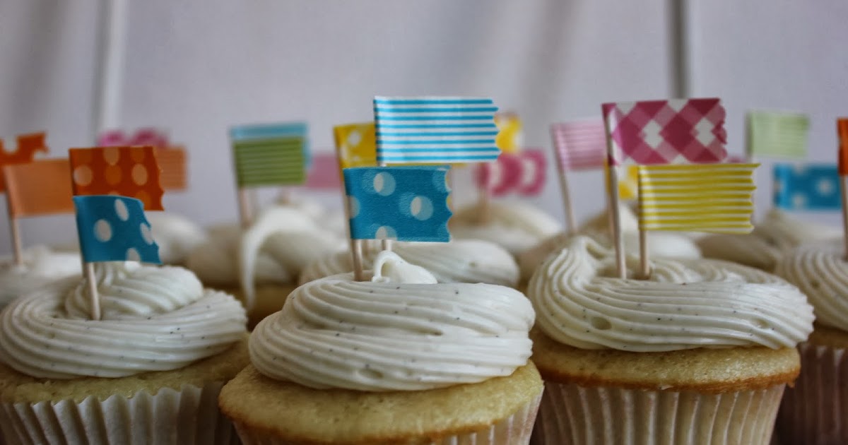 Summersoul Cupcakes with Washi Tape Flags