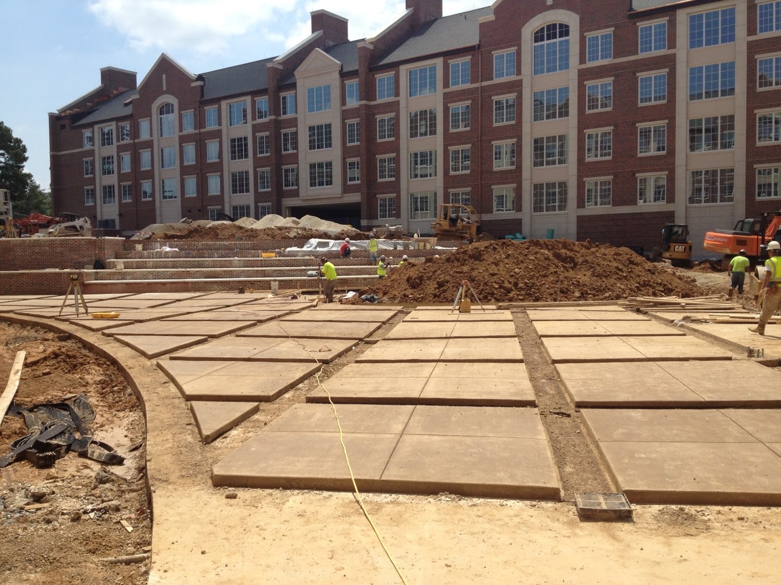 Auburn University South Donahue Residence Hall 7/25/13 Lower Courtyard