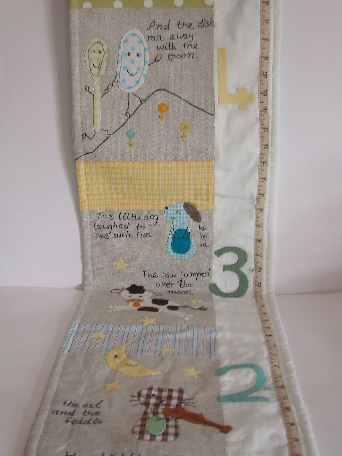 Roxy Creations Growth chart Nursery rhyme