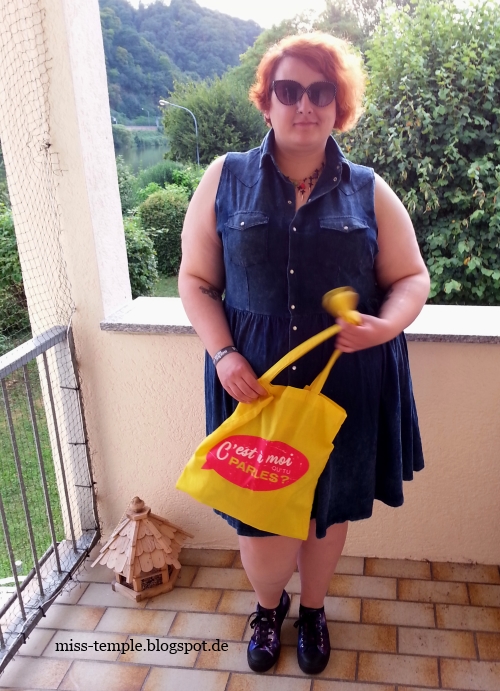 Some girls* are bigger than others Fatty Fashion Fun Challenge Beach