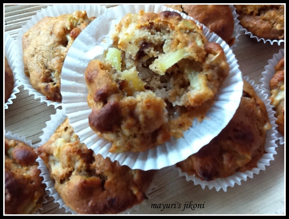 Mayuri's Jikoni 412. apple and date muffins