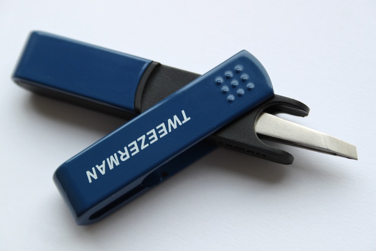 the beauty series uk beauty blog tweezerman petite tweezers and case