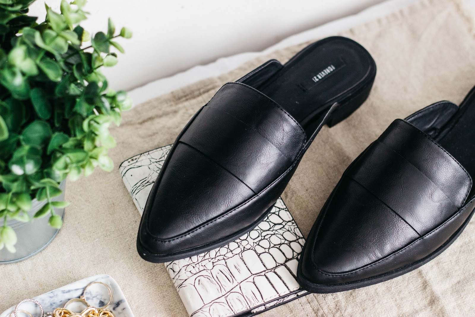 pointed leather loafers