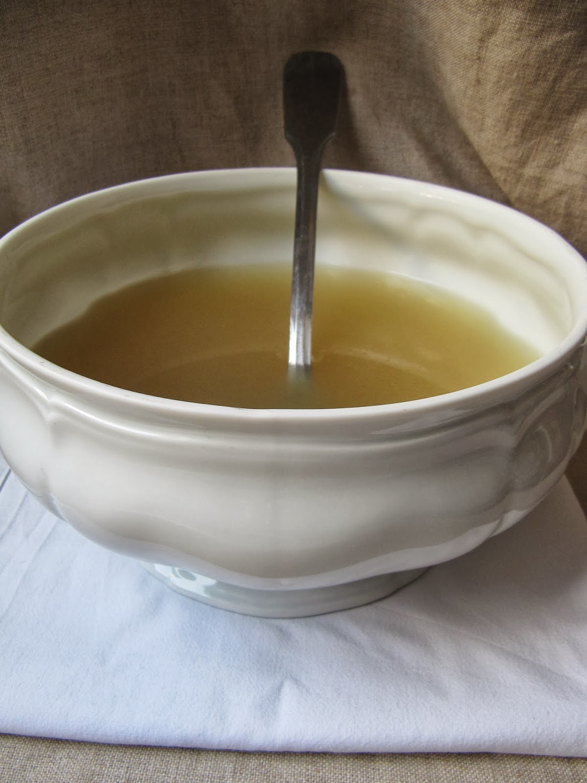 La cuisine d'ici et d'ISCA Bouillon de poulet cuit ou cru