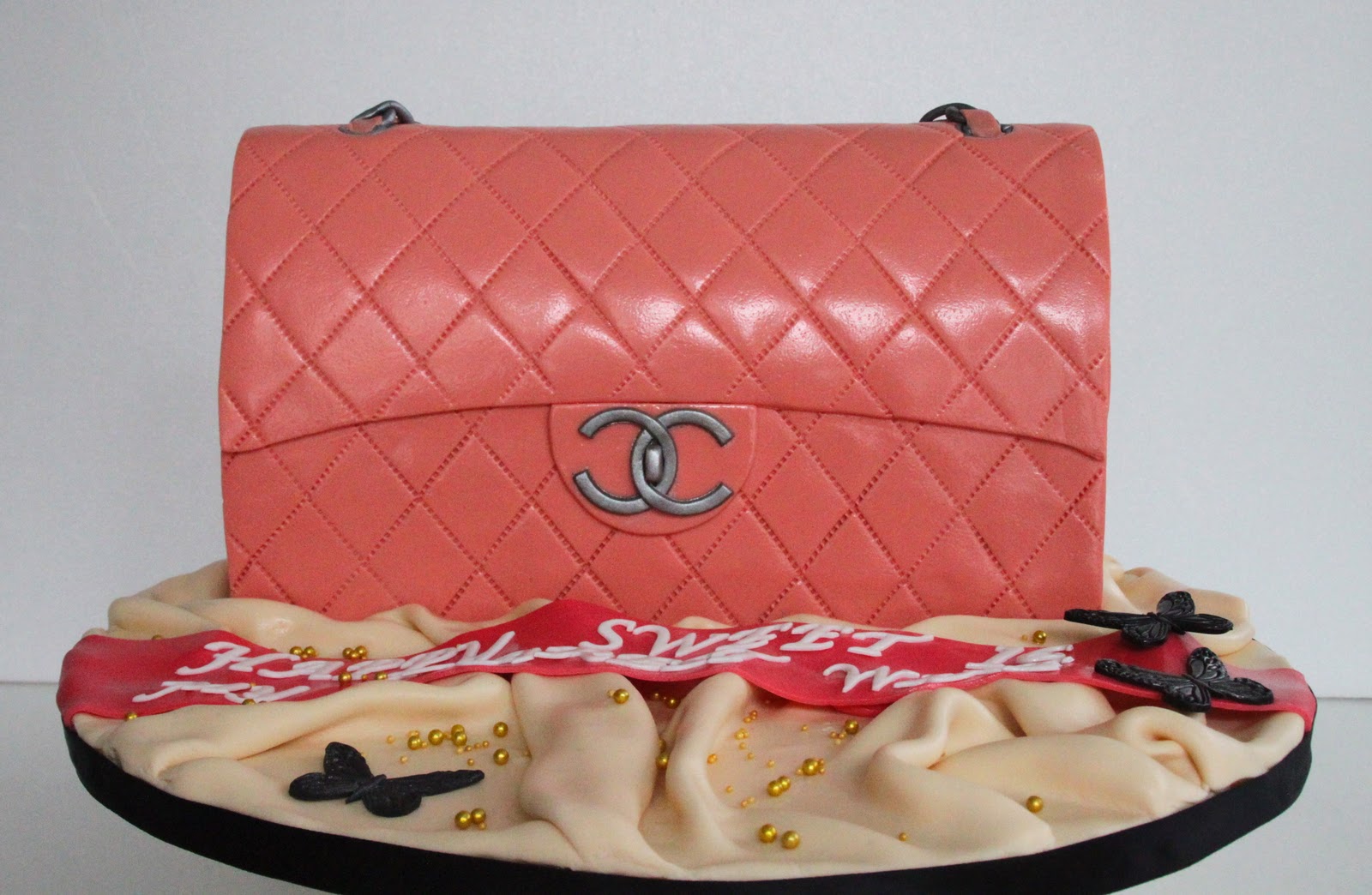 Celebrate with Cake! Chanel Bag Cake