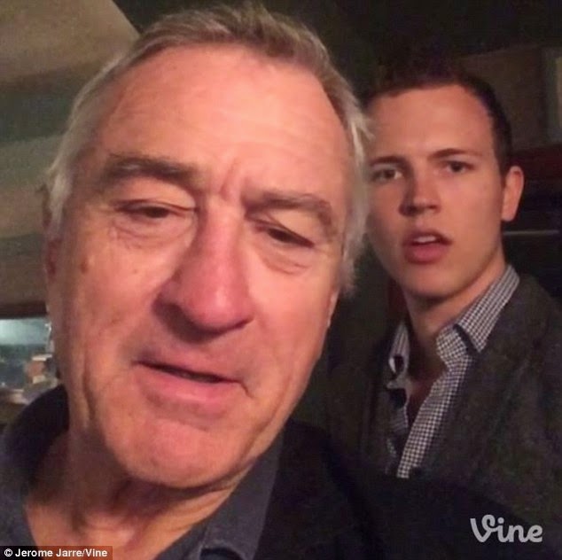 Dailybuzz.ch: robert de niro struggles to understand technology in his Dailybuzz.ch: Robert De Niro Struggles To Understand Technology In His