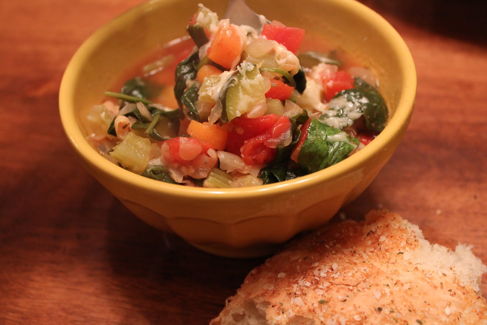 Healthy Tuscan Vegetable Soup & Easy Peasy Peasant Bread Yummy