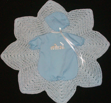 Preemie Burial Set