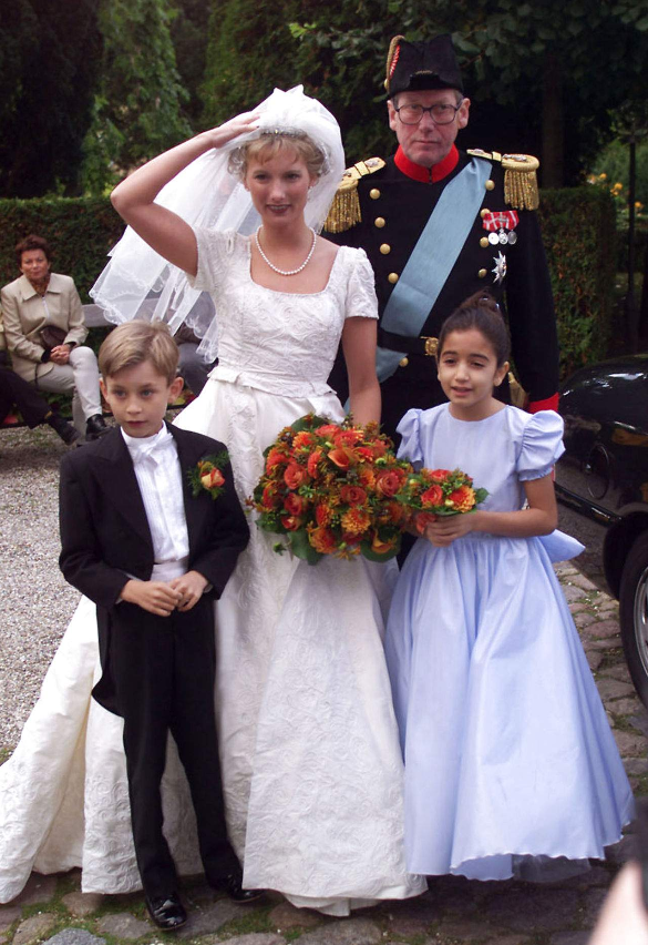 Danish Royal Media Watch RIP Count Christian of Daisy's