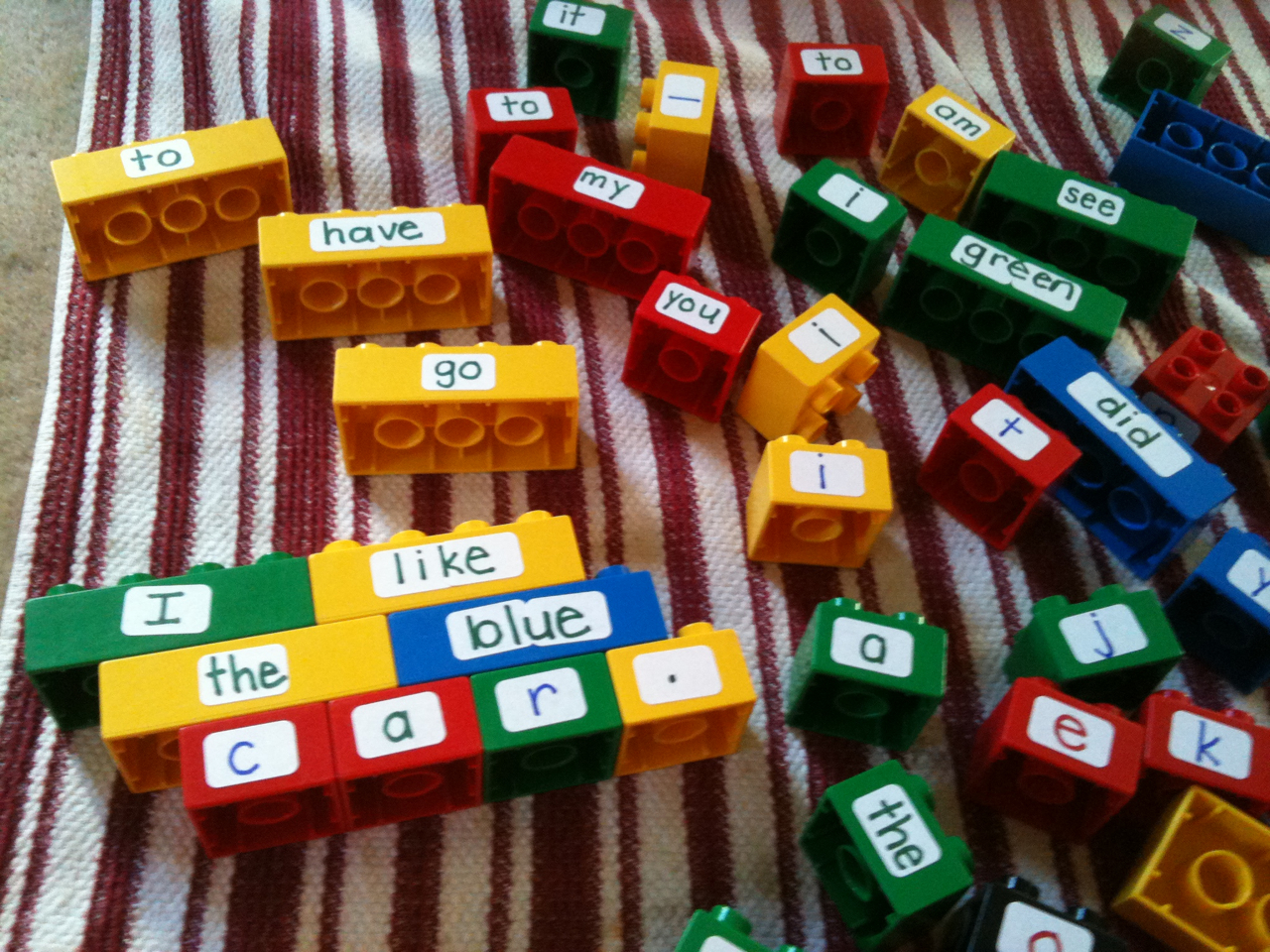 The Weekly Hive Lego Word Work