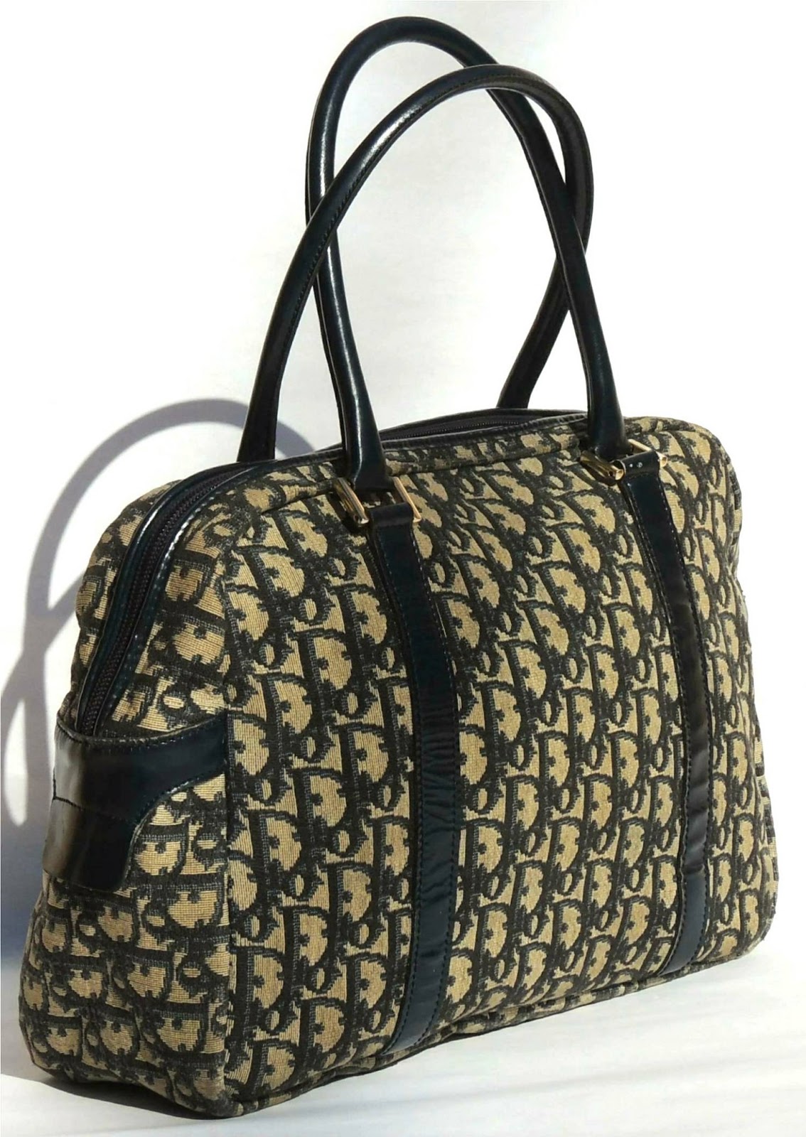 Janji Laku Vintage CD CHRISTIAN DIOR Hand Carry / Shoulder Bag