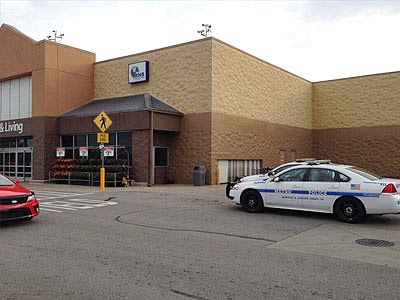 walmart shootings conceal carry permit holder accidentally shoots walmart tennessee