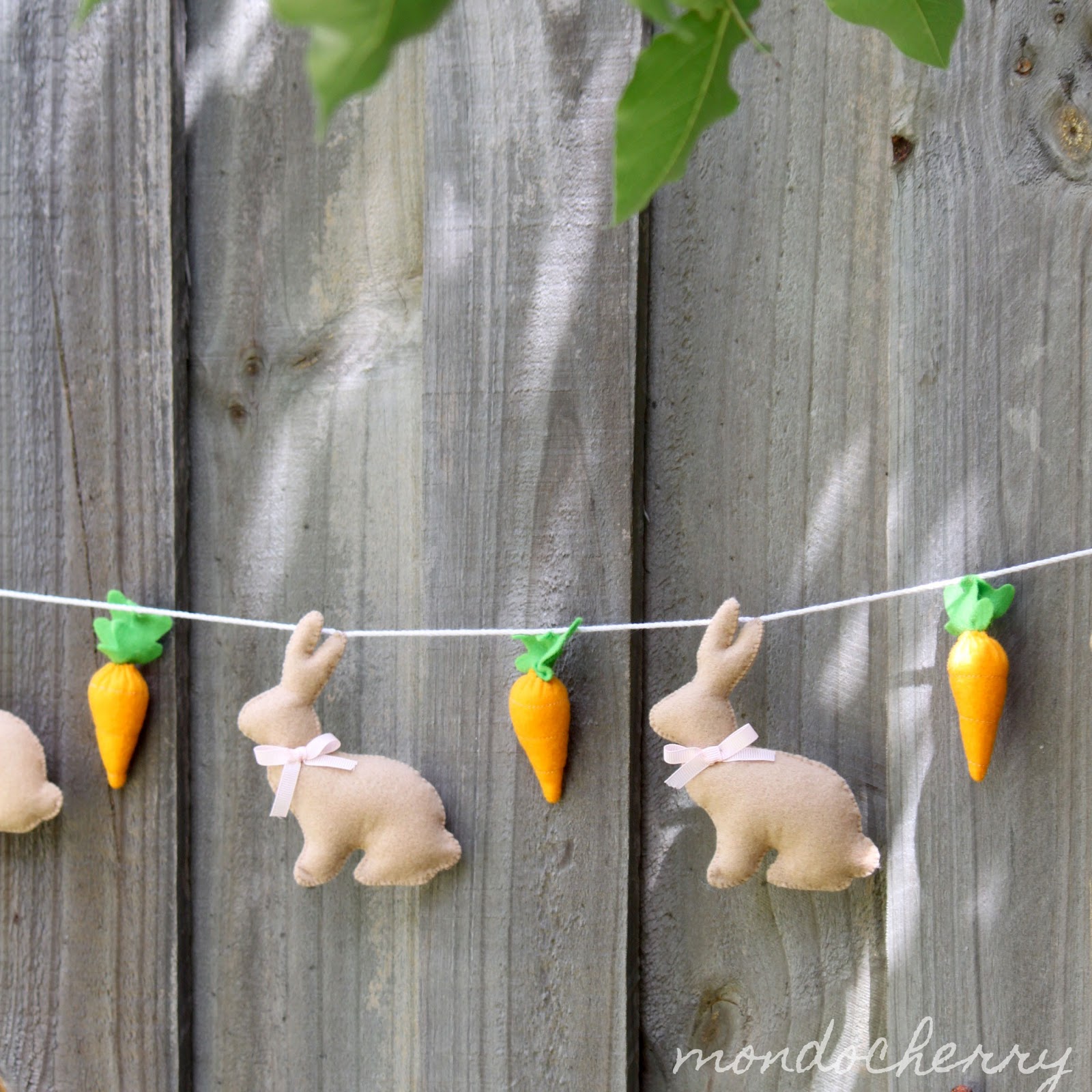 bunny+garland+4.JPG 1,600×1,600 pixels Easter garland, Easter crafts