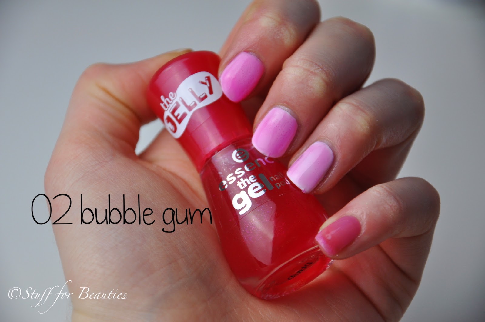 Mrs Super Sophia Essence The Gel Nail Polish Rot Und Rosatone Tragebilder Und Review