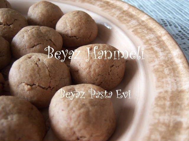 BEYAZ HANIMELİ Keçiboynuzlu kurabiye