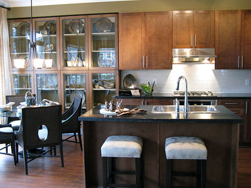 Style & Substance: Kitchen Sink Placement Style & Substance: Kitchen Sink Placement