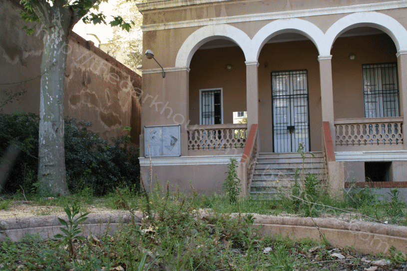 THE DARK HOUSE Villa Urania la casa de Josep Comas i Solà