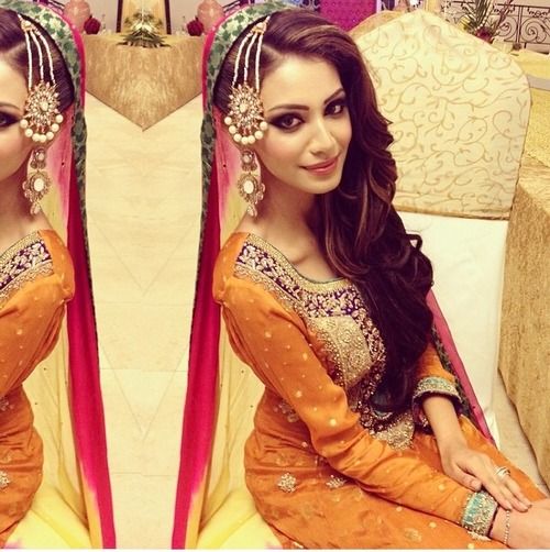 Guilty Bytes: Indian Fashion Blogger | Delhi Style Blog | Beauty Blogger |  Wedding Blog: 5 Hairstyles For Mehendi Ceremony For Indian Weddings!