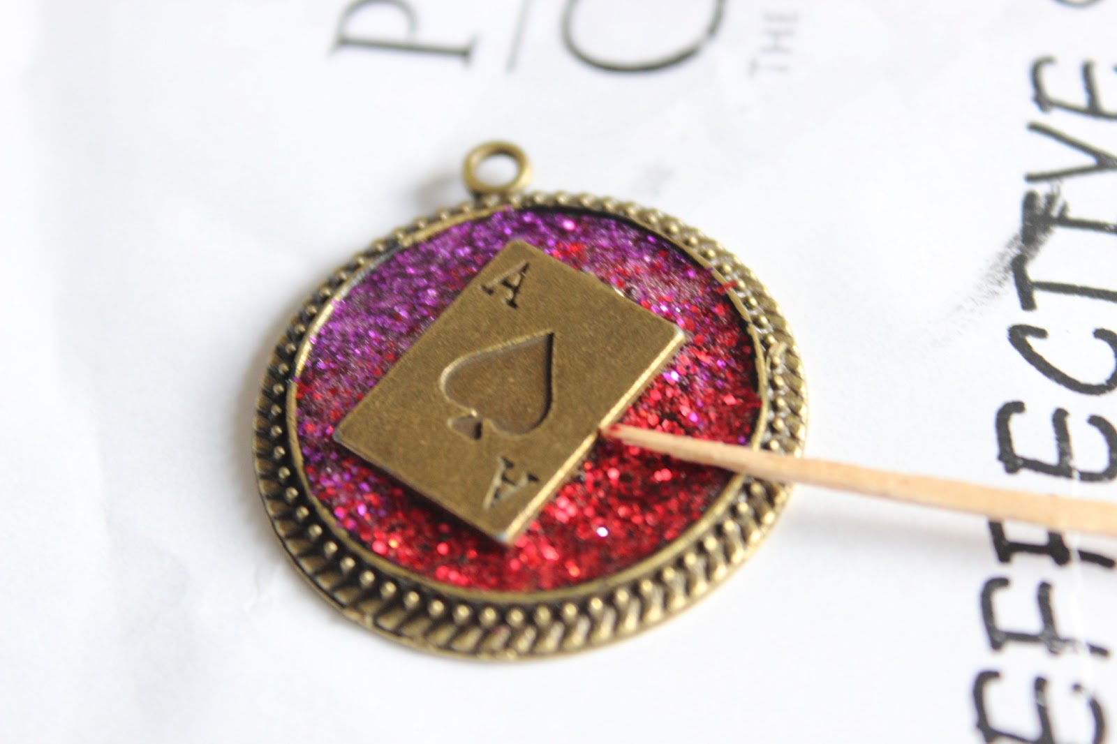 DIY Japanese style Glitter Resin Charm (necklace) with VIDEO