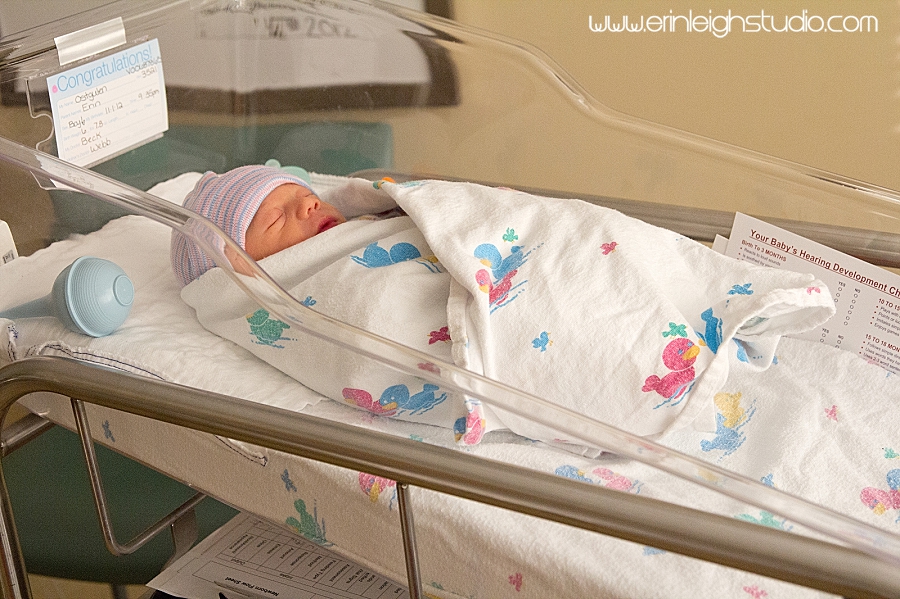 sleeping baby newborn photos in the hospital