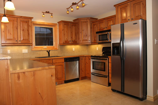 Wood Kitchen Cabinets