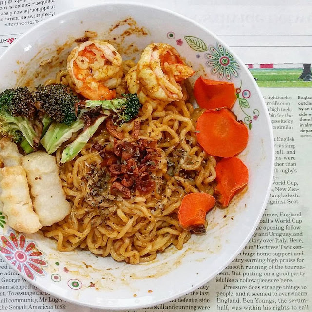 MyKuali Penang White Curry Instant Noodle we live to eat