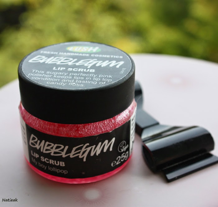 Lush Exfoliant Bubble gum et baume teinté Santa baby Le petit monde