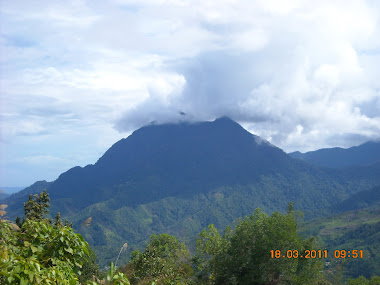 Tersergam di di depan mata...........Gunung Kinabalu