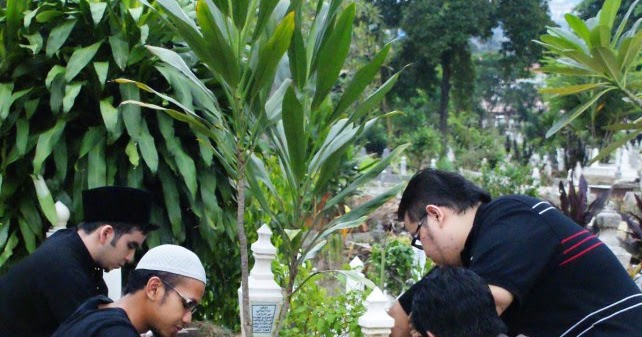 KBG 5913 &quot;Hey kawan. Sudah makan?&quot;