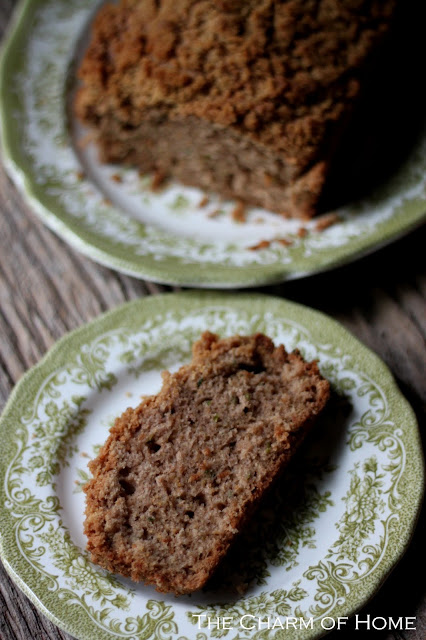 The Charm of Home: Crumb Topped Zucchini Bread