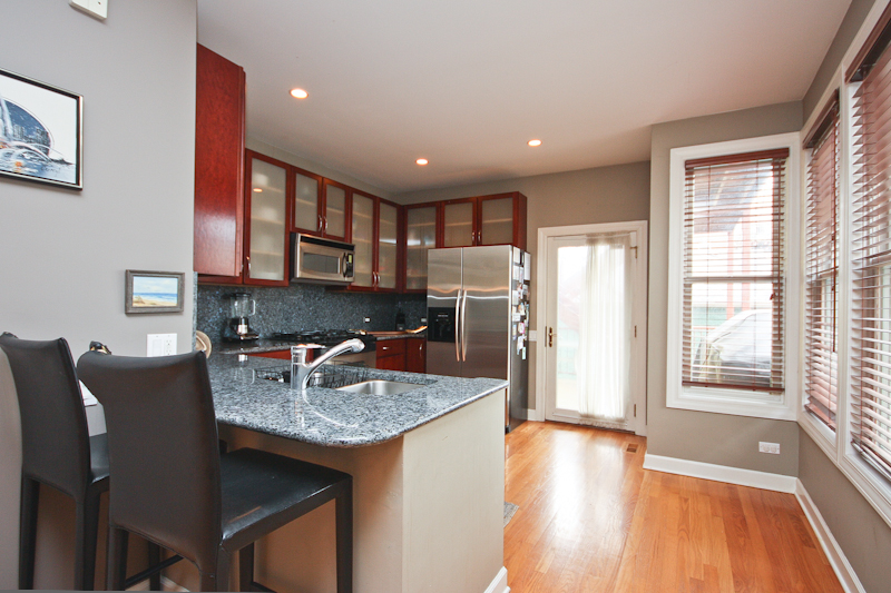 The Chicago Real Estate Local New for sale! Wicker Park duplex down