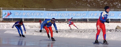Спорт в Монголии. Соревнования конькобежцев