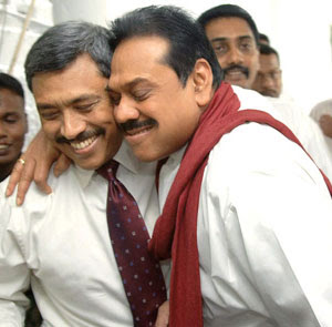 gotabaya+and+rajapatshe.jpg