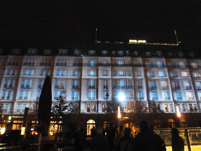 festival of lights, berlin, illumination, 2012, Hotel Adlon