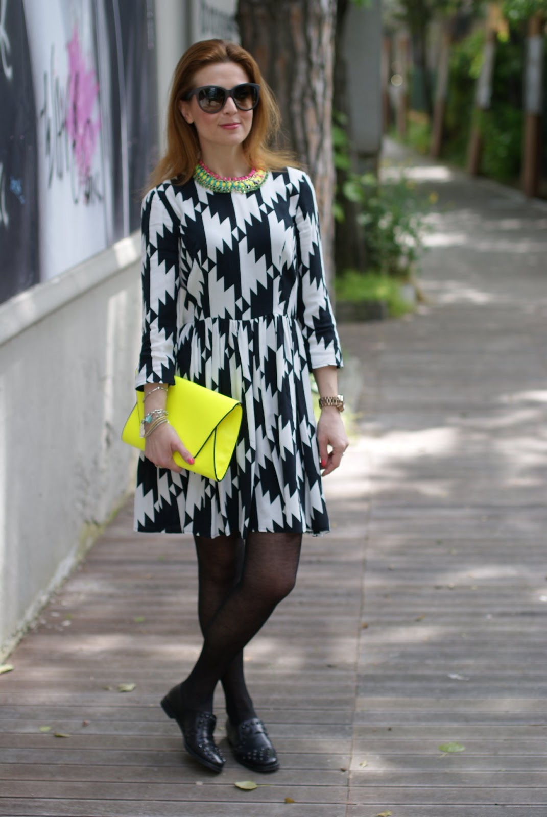 Black and white dress, yellow clutch Fashion and Cookies fashion