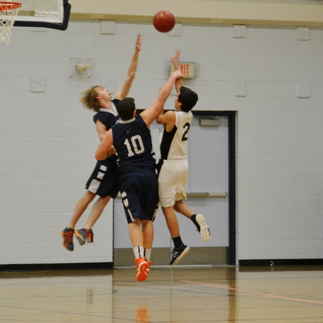 Pincher Creek Voice 2014 Chinook Senior Post Season Basketball Tournament