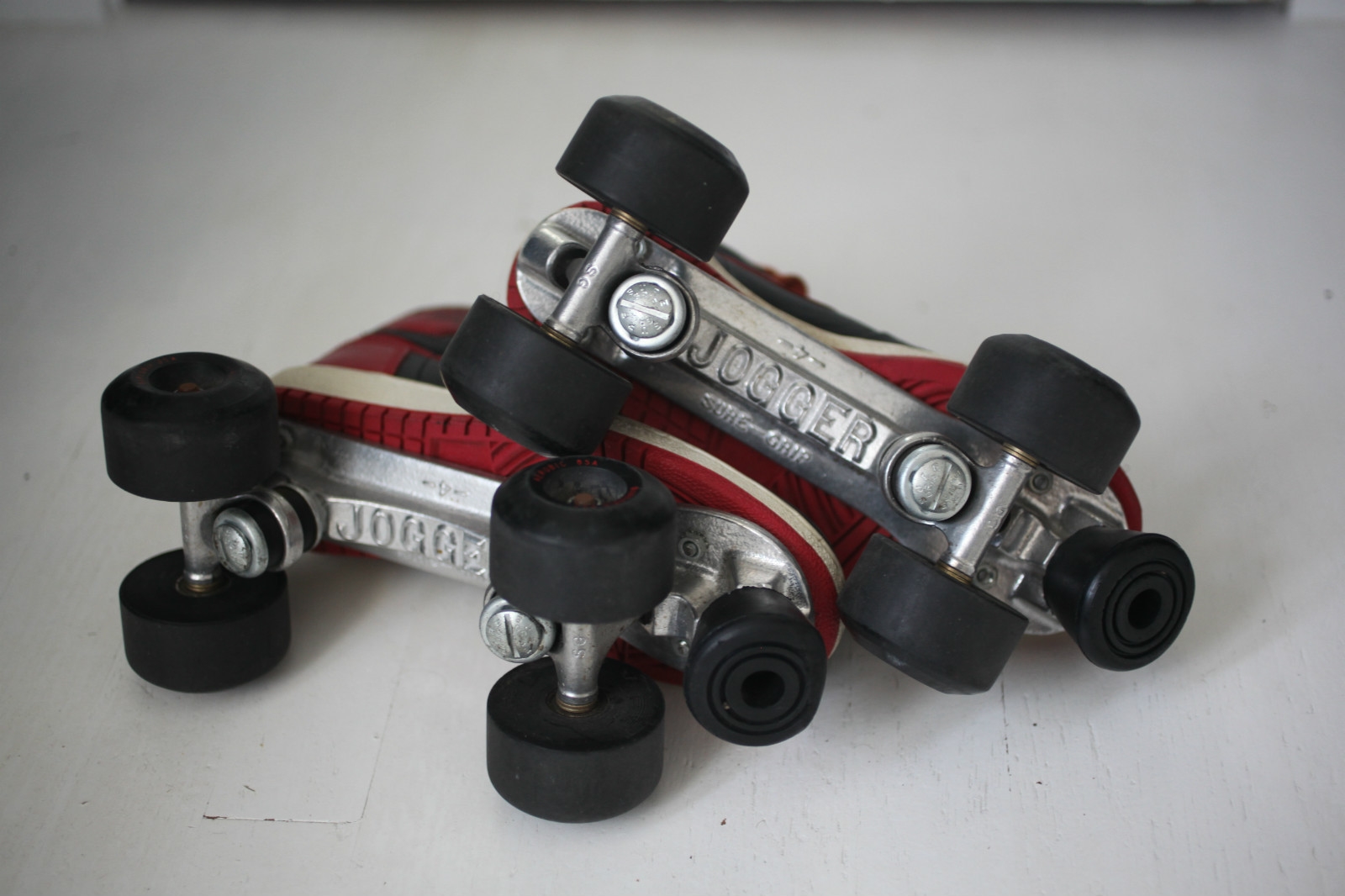 1985 AIR JORDAN BLACK/RED ROLLER SKATES