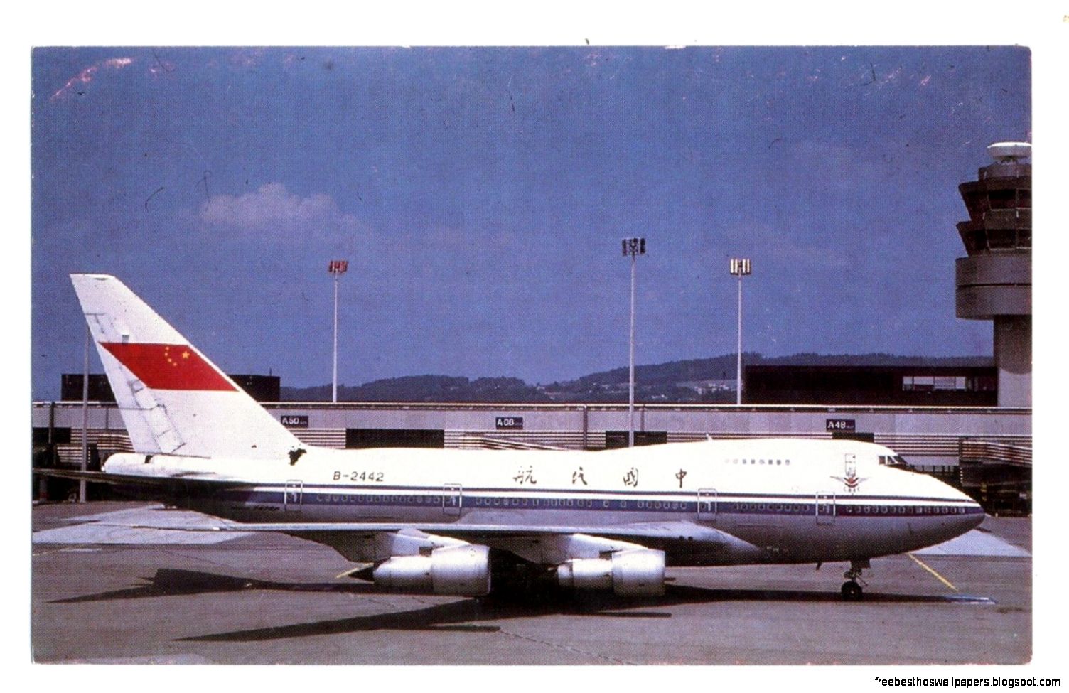 Boeing 747 Airplane Civil Aviation of China Older Postcard Boeing 747 Airplane Civil Aviation of China Older Postcard