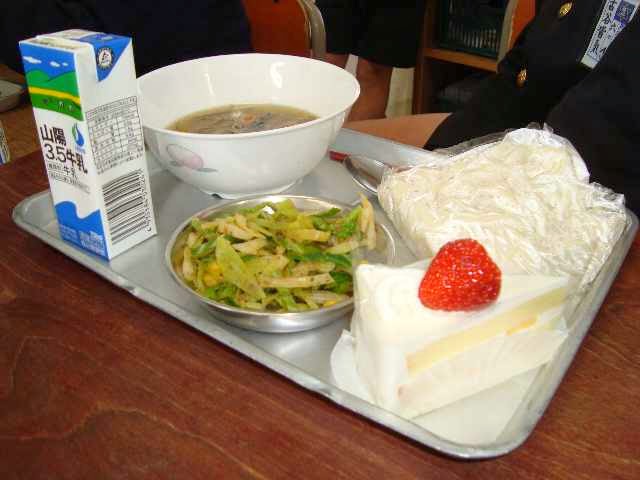 まやしもっ子日記 小学校最後の給食