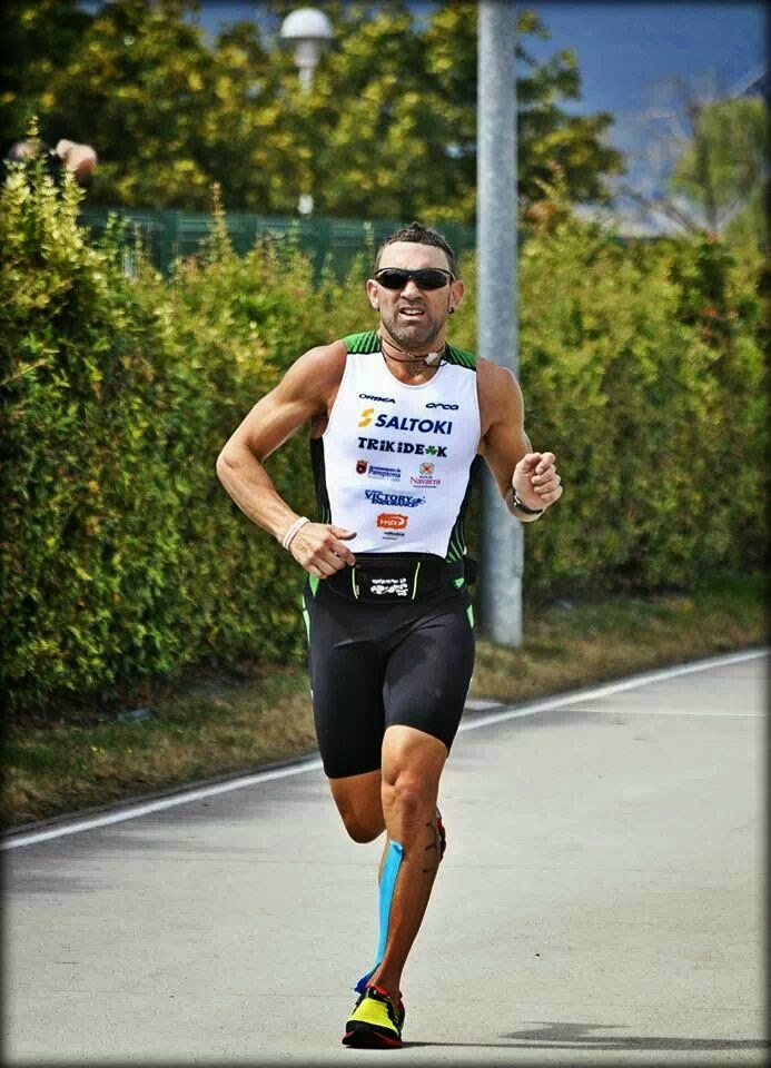 Gymnes-Gomenes TRIATLON HALF JUMILLA: RAUL MARTINEZ1º VENCEDOR ABSOLUTO. GRAHAM ...