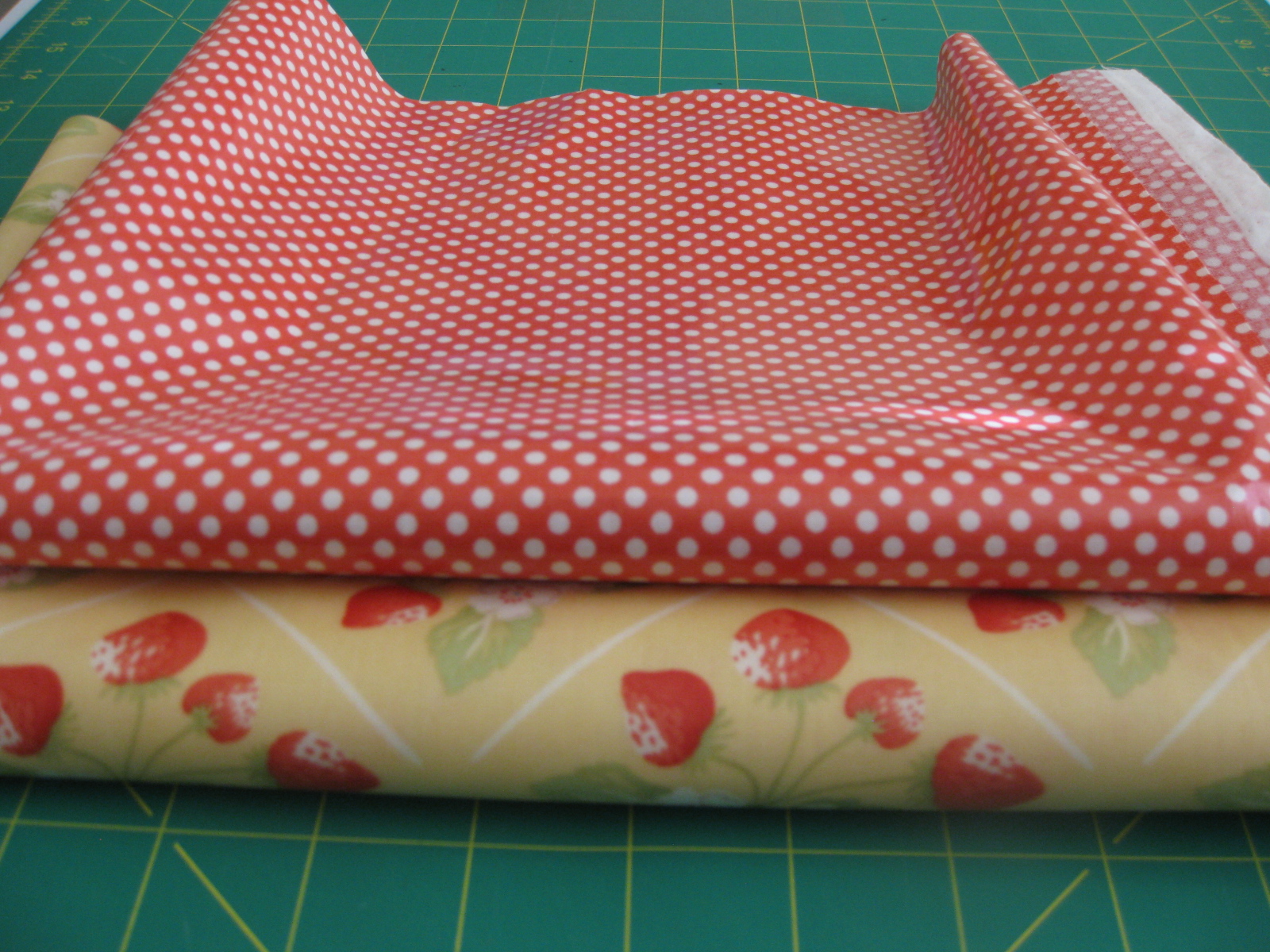 Pieced Brain Stainproof, selfbinding table runner Tutorial