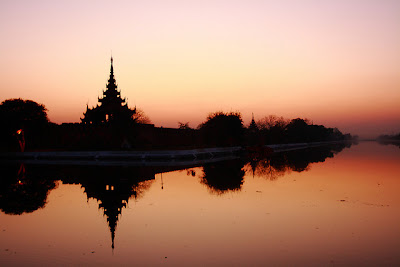 … ၿပိဳလဲပ်က္စီးျခင္း (Things Fall Apart)