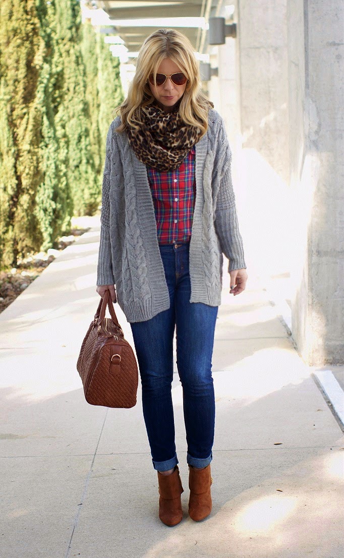 forever 21 gray cable knit sweater