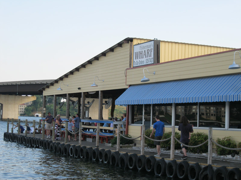 Big Daddy Dave: Lakeside Dining – Great Setting but…