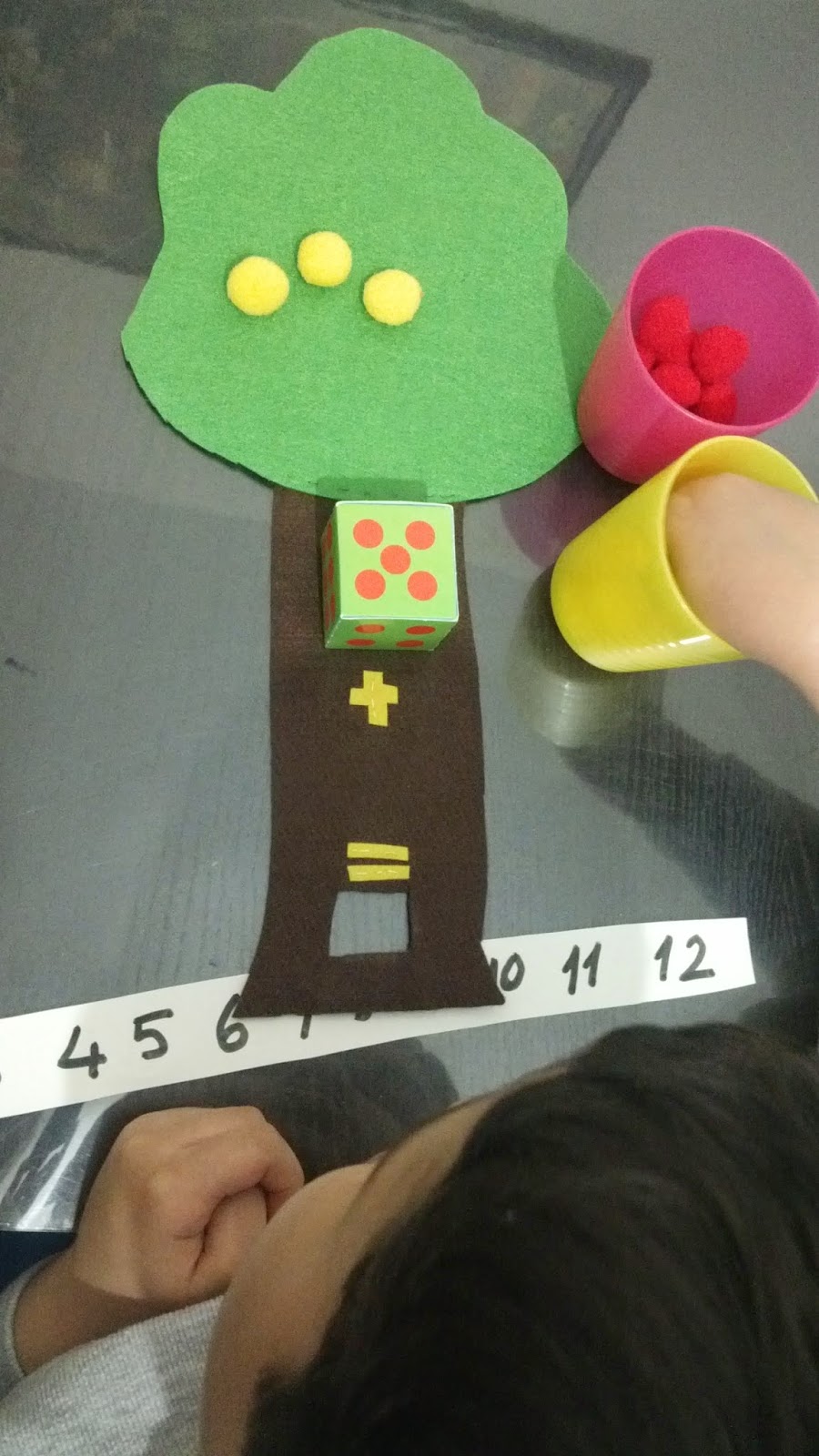 Rüzgar ım için montessori ev okulu(montessori homeschool) toplama işlemi