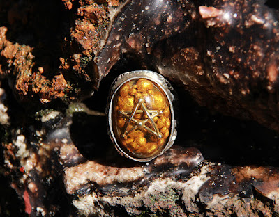 atomic gold angel heart ring by alex streeter