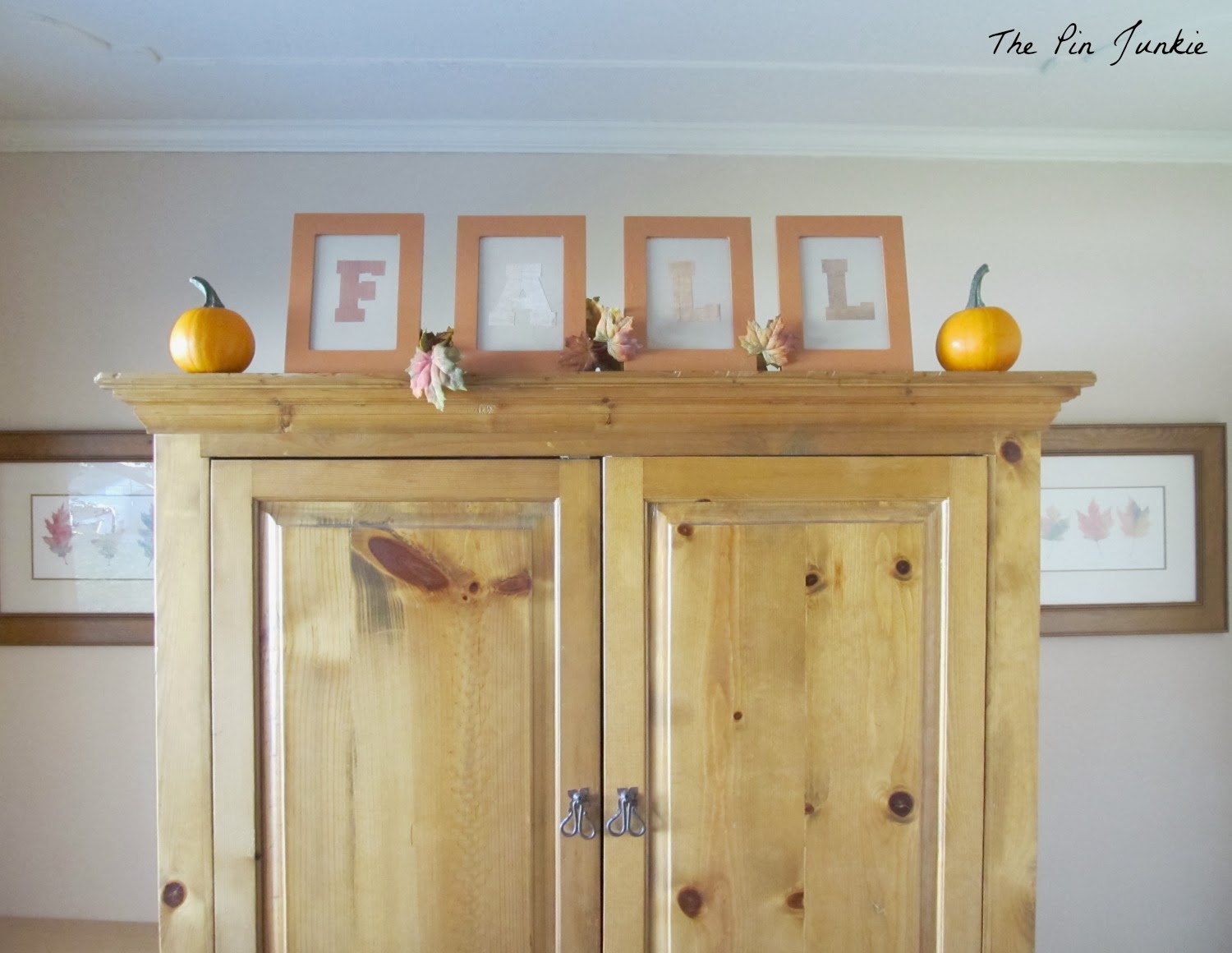 Dollar Store Craft Painted Fall Picture Frames