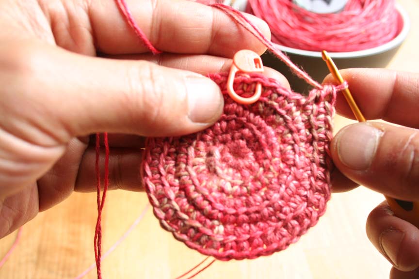 The Yarn Monkey Chronicles: Tunisian Crochet in the Round