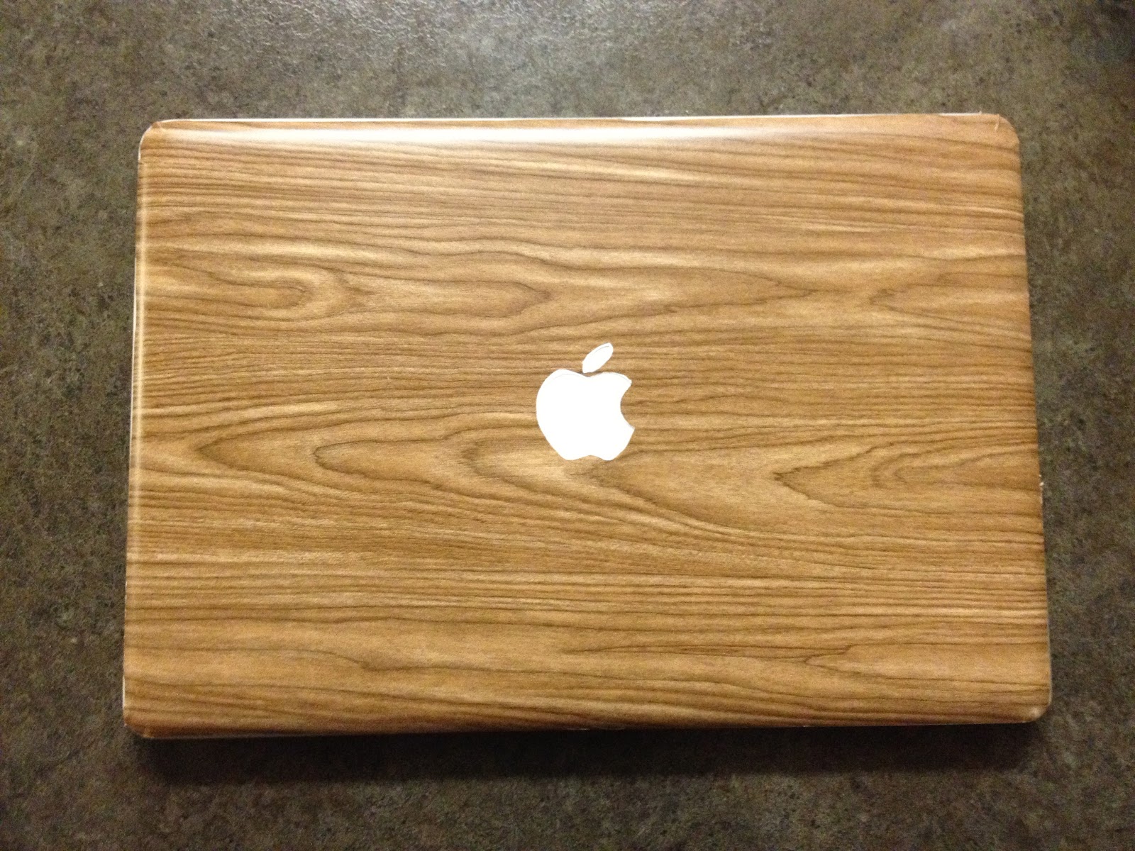 New projet DIY Contact Paper Laptop Sticker/Skin (For MacBook Pro and