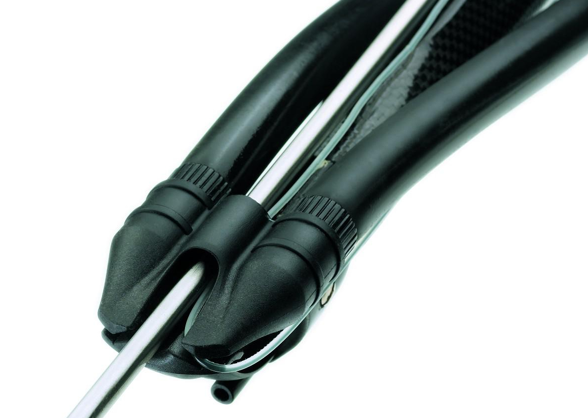 7 Best Spearguns [Detailed Reviews, HowTos + Buyer's Guide]